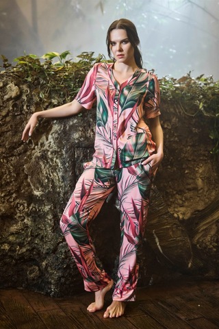 Monamise Kadın Yaprak Desenli Önü Boydan Düğmeli Pijama Takımı Pembe