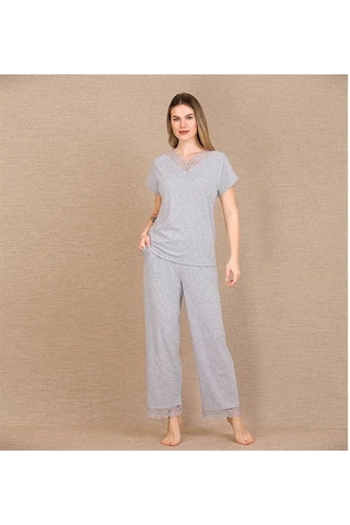 Atyticaret Kadın Viskon Şık Tasarım Dantel İşlemeli Gri Kısa Kol Pijama Takımı