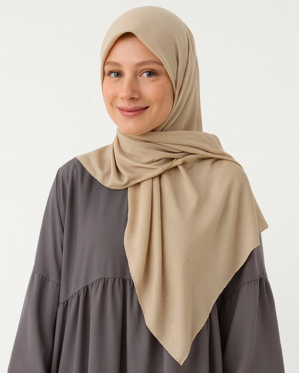 Bambu Kraş Eşarp 100x100 Cm Terletmez, Tok Ve Dik Duran, Dört Mevsim Kullanıma Uygun BEj