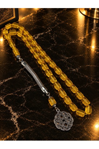 Alpaka Kazaz Püsküllü Zar Rengi Beyrut Tesbih 8x11 Mm Sarı Alpaka Kazaz Püsküllü Zar Rengi Beyrut Tesbih 8x11 Mm Sarı