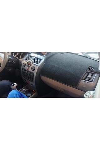 Renault Megane 2 Modellerine Uygun Torpido Koruma Halısı Siyah Kenar Renk Siyah
