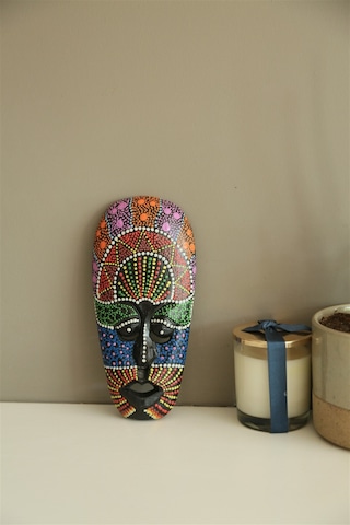 Elde Renkli Boyanmış Ahşap Aborjin Mask 20 CM