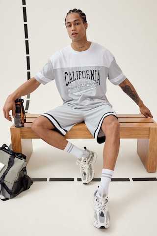 DeFactoFit Hızlı Kuruyan Oversize Geniş Kalıp Sporcu Kısa Paça Şort E4128AX25SMGR91