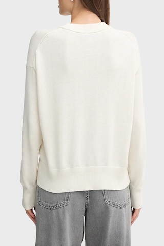Calvin Klein Bayan Kazak Lv047c311g Yas Beyaz Beyaz