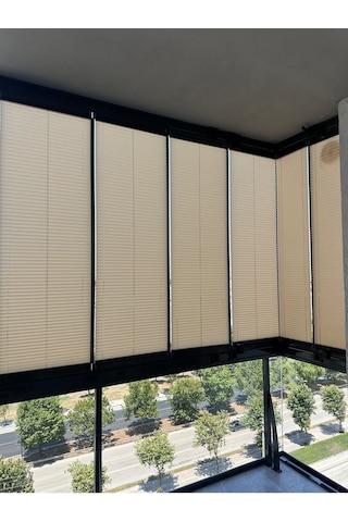 Blind-x Bej Plise Katlanır Cam Balkon Perdesi, Ofis Perdesi, Mutfak Perdesi, Salon Perdesi