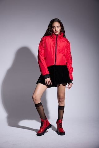 Freemen Kadın Kırmızı Astarlı Dik Yaka Mevsimlik Su Ve Rüzgar Geçirmez Mont Kırmızı