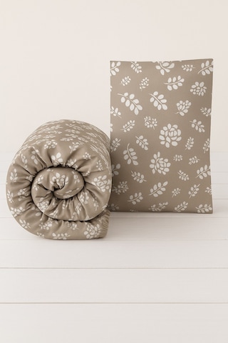 Lionas Çift Kişilik Desenli Lastikli Çarşaf Seti 140x200 Cm + 2 Adet Yastık Kılıfı 50x70 Kahve
