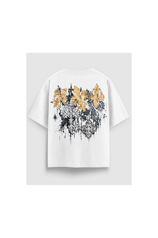 Yolo Street Oversize Beyaz Tişört Gold Barok Sırt Desenli %100 Pamuk Premium Streetwear Unisex Beyaza1