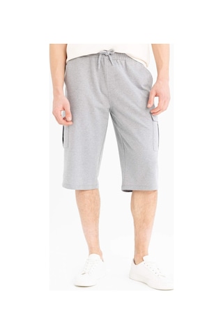 DeFacto Slim Fit Dar Kesim Kargo Cepli Basic Düz Kapri Şort T4693AZ25SMGR210