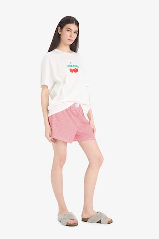 DeFacto Regular Fit Pijama Takımı Kısa Kollu Baskılı Üst Esnek Belli Şort-Fall in Love F1958AX25SPRD227