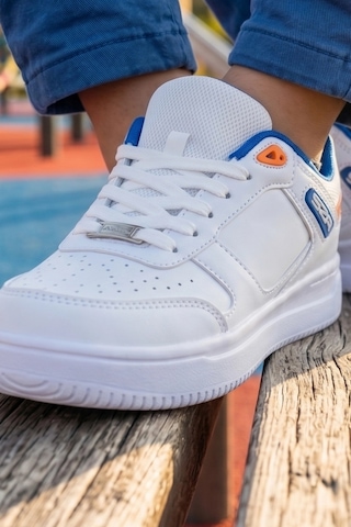 In Step Color-block Comfort: Beyaz-mavi Detaylı Erkek Çocuk Spor Ayakkabı