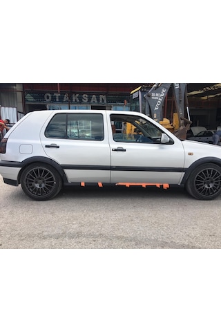 Vw Golf 3 Marşpiyel Takımı - Plastik - Parlak Siyah