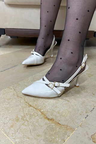 Günlük Kadın Sivri Burun Ayarlanabilir Kemer Detaylı 922-64 001