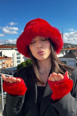 Mollycrush Kadın Kırmızı Suni Kürk Bucket Şapka Ve Eldiven Seti Kışlık Trend Tasarım Kırmızı