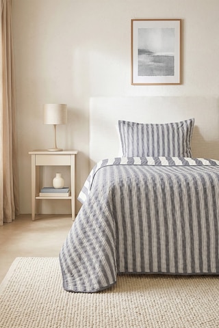 Ocean Home Textile Pamuklu Kapitoneli Antrasit Renk Çizgi Desen Tek Kişilik Yatak Örtüsü Seti 1 Adet 180 X 230 / 1 Adet 50 X 70 Cm