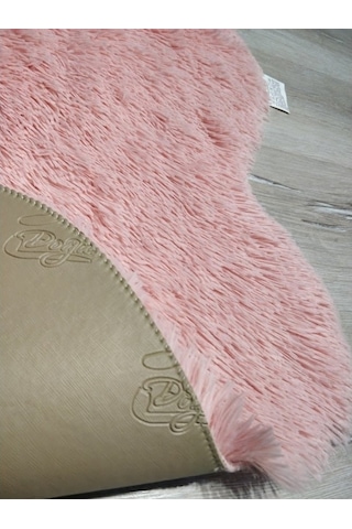 Doğuş Tavşan Tüyü Pudra Oval 140 x 200Cm Peluş Halı