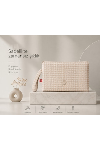 Sellhubx El Yapımı Desenli Kadın Bilek Çantası, Fermuarlı Astarlı Kumaş Portföy Çanta, İç Cepli 24 18 Cm Krem - Beyaz