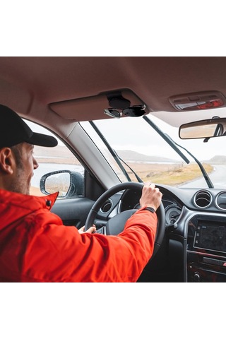 Siyah Araba Gözlük Tutucu, Pu Deri Manyetik Güneş Gözlüğü Askısı, Evrensel Güneşlik Tutucu, Adsorp'lu Pratik Araba Gözlük Tutucu