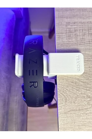 Premium Beyaz Masa Kenarı Kulaklık Standı Polardock Edition Kaydırmaz Keçeli, Ergonomik Ve Güçlendirilmiş