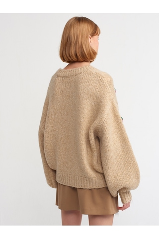 Dilvin V Yaka Çilek Nakışlı Balon Kol Triko Hırka  Bej Koyu Bej