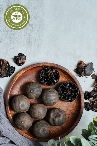 Yörem Afyon Orta Doğu Nun Yüzyıllık Tariflerinin Saklı Aroması Kurutulmuş Siyah Basra Limonu Misket Limon 80gr