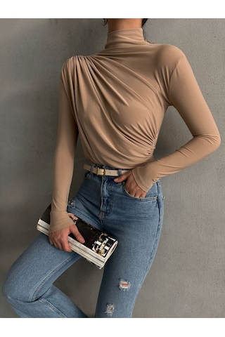Kadın Büzgü Detaylı Dik Yaka Sandy Bluz Vizon
