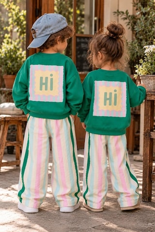 Hey Hi Sırt Kabartma Baskı Detaylı Sweatshirt Ve Renkli Çizgili Eşofman Kız & Erkek Çocuk Alt Üst Ta Yeşil