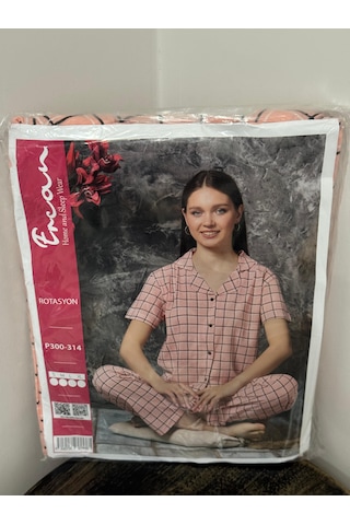 Rotasyon Kısa Kollu Uzun Altlı Kareli Desenli Pembe Kadın Pijama Takımı Gecelik Açık Pembe