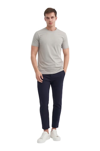 Cazador Erkek Slim Fit Bisiklet Yaka Pamuklu Düz Tişört 4623 Gri