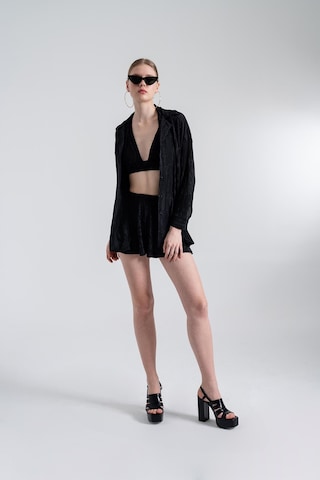 Holly Lolly Oversize Düğme Kapamalı Comfy Oversize Gömlek Siyah