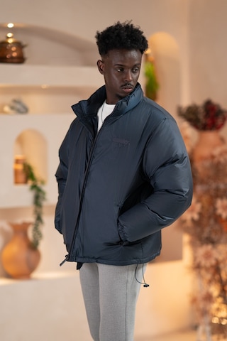 Oversize Bol Kesim Dik Yaka Fermuar Kapamalı Şişme Mont Lacivert