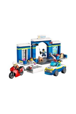 LEGO® City Polis Merkezi Takibi 60370 4+ Yaratıcı Oyuncak Yapım Seti (172 Parça)