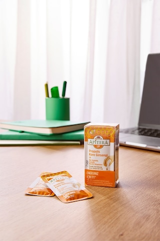 Apitera UP Doğal Bal, B Vitaminleri, Kırmızı Ginseng, Guarana ve Propolis İçeren Takviye Edici 7’li Saşe