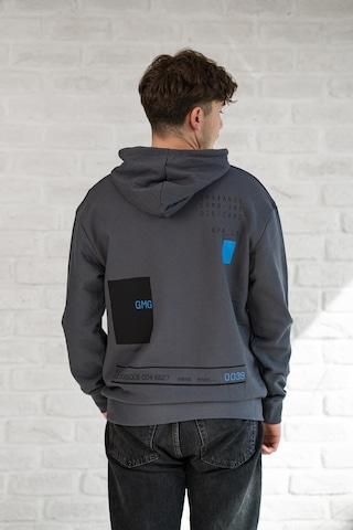 Kapüşonlu Baskılı Regular Fit 2 İplik Erkek Sweatshirt 001