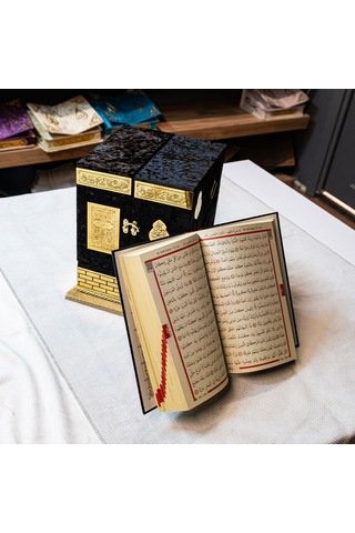 Kişiye Özel Kabe Maketli Hafız Boy Kuranı Kerim Seti