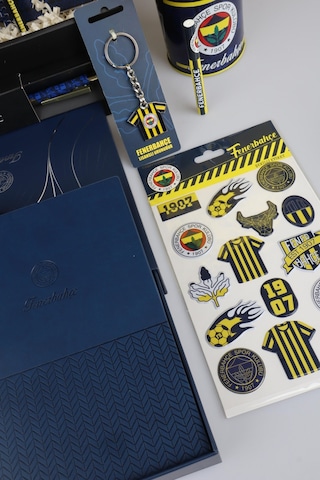 X Dekomus Lisanslı Fenerbahçe Özel Kutulu Premıum 20 Parça Full Yetişkin Seti Saat,termos,futbol Topu