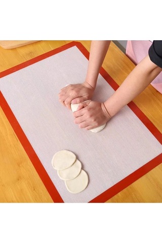 2 Adet Silikon Pişirme Matı Yıkanabilir Kendinden Yağlı Fırınlanabilir Hamur Açma Matı 30 X 40 Gümüş