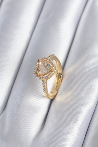 Pirinç Gold Renk Zirkon Taşlı Charm Model Kadın Yüzük Altın