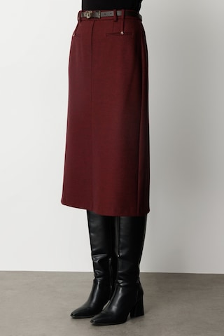 Ekol Kadın Beli Kemerli Yırtmaçlı Midi Etek 2009 Bordo Bordo