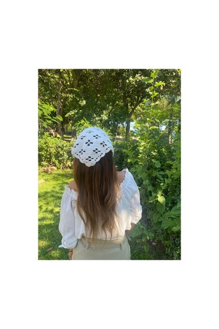 Çiçek Desen Örgü Bandana Beyaz Beyaz