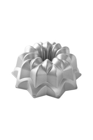Nordicware Vintage Yıldız Bundt Kek Kalıbı Renkli