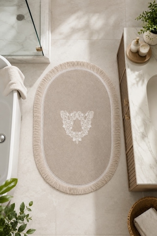Vizon İşlemeli Kaymaz Deri Tabanlı Oval Banyo Paspası Püsküllü Saçaklı Yıkanabilir Banyo Takımı Efil Beyaz