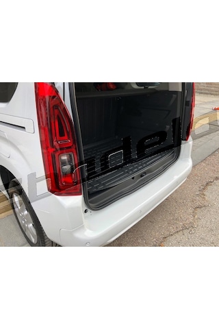 Opel Combo 2019-2021 Bagaj Havuzu Kokusuz Kaucuk 3D