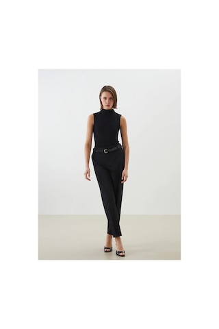 LC Waikiki Lcw Beli Kemerli Havuç Kesim Kadın Pantolon New Black
