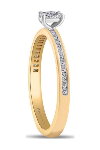 0.40 Karat Oval Tektaş Pırlanta Yüzük - Hrd Sertifikalı Beyaz Altın