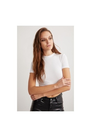 2y Gallery Beyaz Kadın Slim Fit Kısa Kollu Bluz İle Günlük Şıklık 11-0103