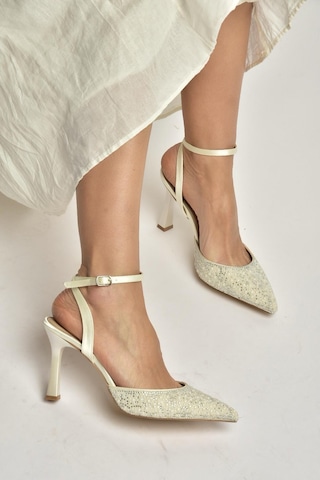 Fox Shoes U676417604 Ten Kumaş İnce Topuklu Kadın Abiye Ayakkabı Ten