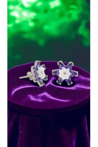 925 Ayar Gümüş Lotus Model Taşlı Çiçek Küpe Zarif Ve Anlamlı Tasarım Gümüş