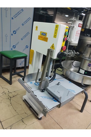 Hnc 1.5 Kw 2 Hp Geniş Tepsi Büyük Motor Et Kemik Kesme Testeresi