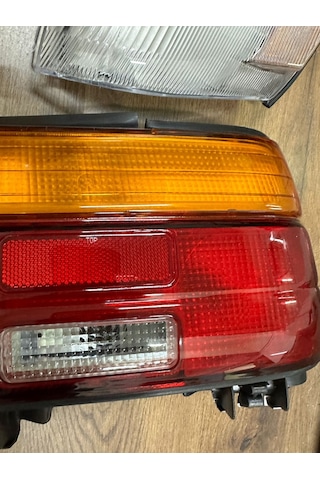Toyota Corolla Ae101 Ön Far + Sinyal + Stop Seti 1993-1998
